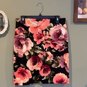 ROZ & ALI Floral Pencil Skirt with Pink and Red Roses